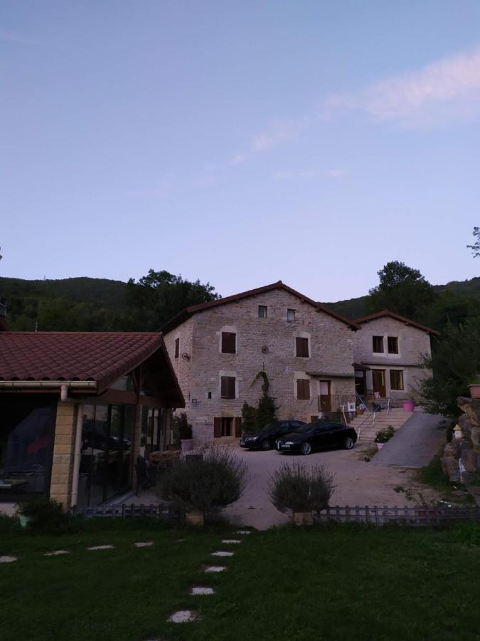 Au Temps Des Amours Bolozon 外观 照片